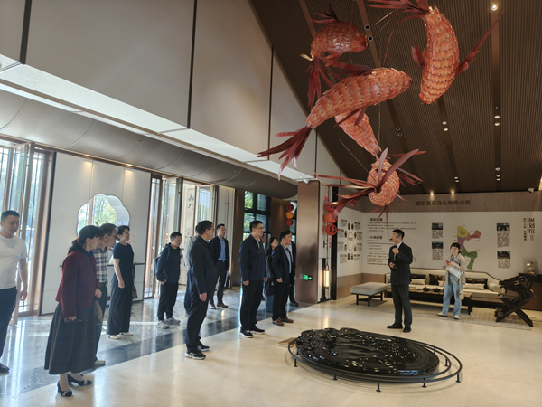 民盟安徽省委赴濱湖雅園項(xiàng)目開(kāi)展“AI+銀發(fā)經(jīng)濟(jì)”專(zhuān)題調(diào)研