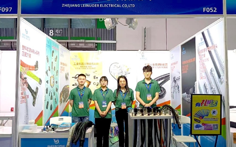 直擊現(xiàn)場(chǎng)—雷諾爾電氣亮相SIA中國智能工廠展